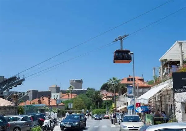 Apartments Cable Car